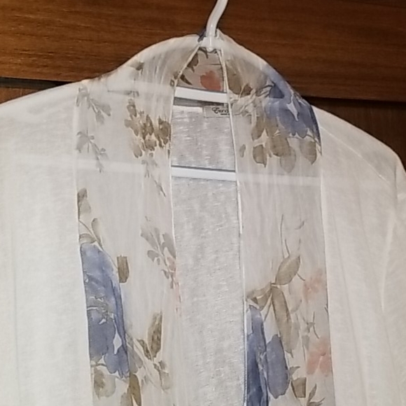 Sweater - Picture 3 of 5